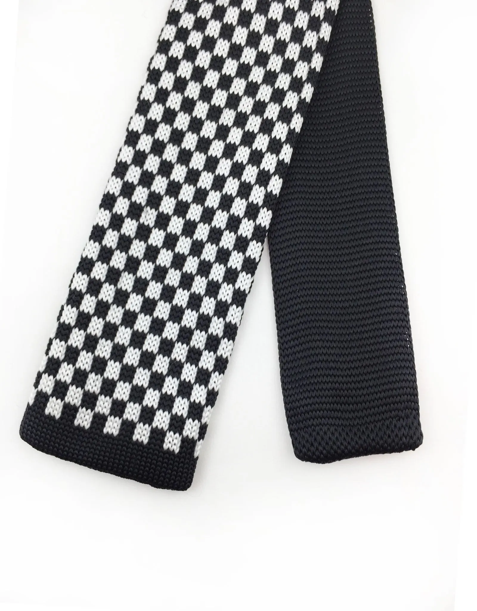 Black and White Checkered Narrow Knitted Tie