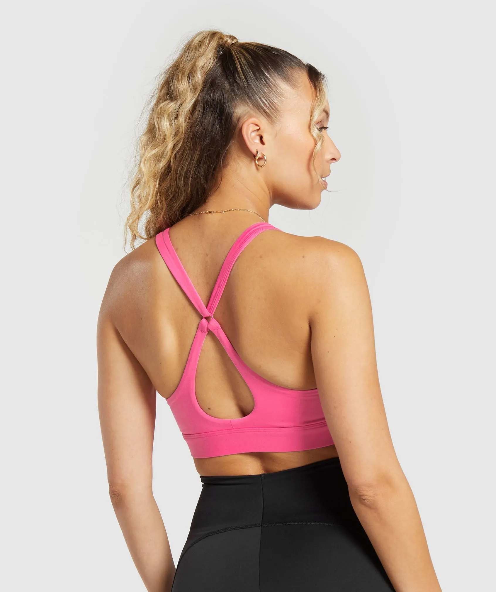 Gymshark Peek A Boo Sports Bra - Fetch Pink